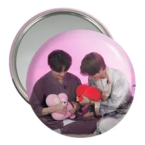 آینه جیبی  تهیونگ و جونگ کوک ویکوک گروه بی تی اس BTS