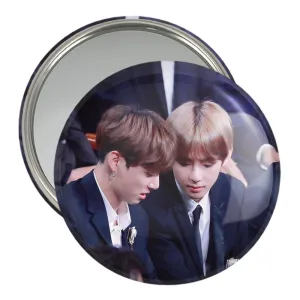 آینه جیبی  تهیونگ و جونگ کوک ویکوک گروه بی تی اس BTS