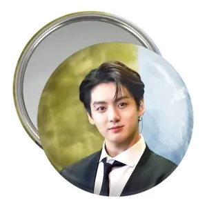 آینه جیبی جونگ کوک Jung Kook گروه بی تی اس BTS