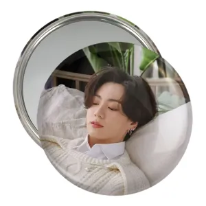 آینه جیبی جونگ کوک Jung Kook گروه بی تی اس BTS
