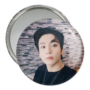 آینه جیبی جونگ کوک Jung Kook گروه بی تی اس BTS