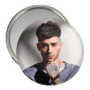 آینه جیبی زین مالیک گروه موسیقی وان دایرکشن One Direction