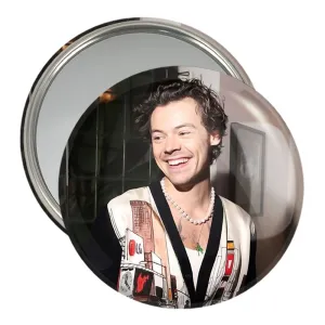 آینه جیبی هری استایلز گروه موسیقی وان دایرکشن One Direction