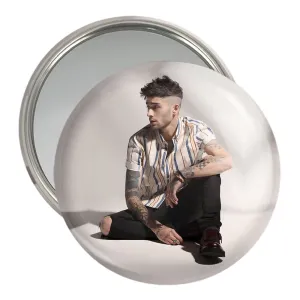 آینه جیبی زین مالیک گروه موسیقی وان دایرکشن One Direction
