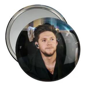 آینه جیبی نایل هوران گروه موسیقی وان دایرکشن One Direction