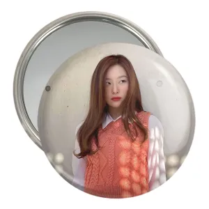 آینه جیبی سولگی گروه رد ولوت Red Velvet