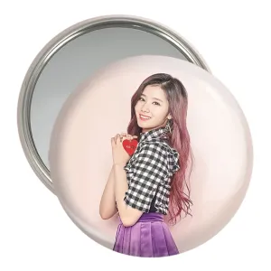 آینه جیبی سانا گروه توایس TWICE