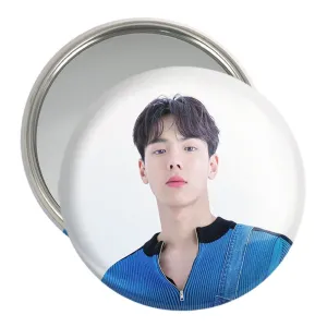 آینه جیبی شونو گروه مانستا اکس MONSTA X