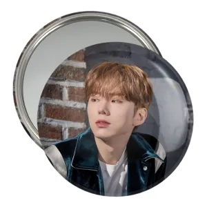آینه جیبی کیهیون گروه مانستا اکس MONSTA X