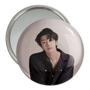 آینه جیبی هیونگ وون گروه مانستا اکس MONSTA X