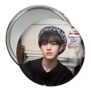 آینه جیبی هوشی گروه سونتین Seventeen