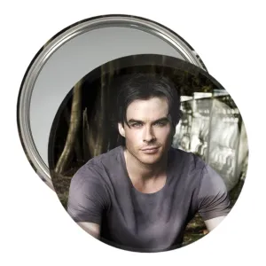 آینه جیبی دیمون سالواتوره خاطرات یک خون آشام  The Vampire Diaries