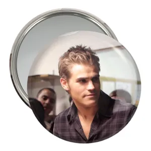 آینه جیبی استفان سالواتوره خاطرات یک خون آشام  The Vampire Diaries