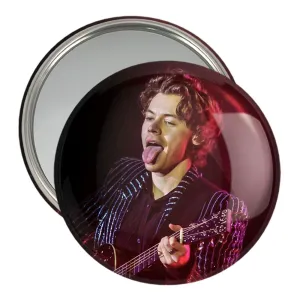 آینه جیبی گروه موسیقی وان دایرکشن One Direction
