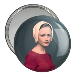 آینه جیبی سریال سرگذشت یک ندیمه The Handmaid's Tale