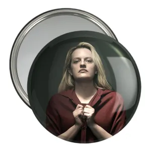 آینه جیبی سریال سرگذشت یک ندیمه The Handmaid's Tale