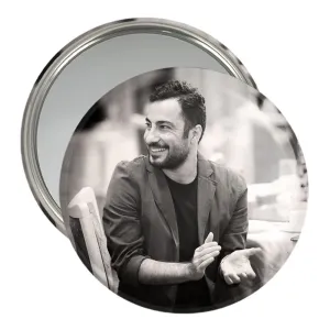 آینه جیبی نوید محمدزاده