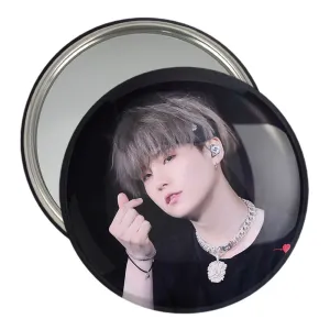 آینه جیبی شوگا Suga گروه بی تی اس BTS