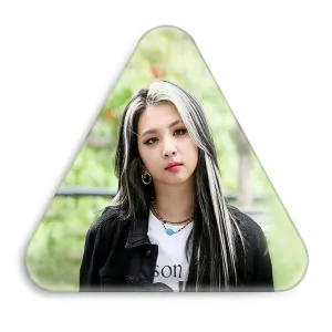 پیکسل مثلثی جیوو گروه کارد KARD