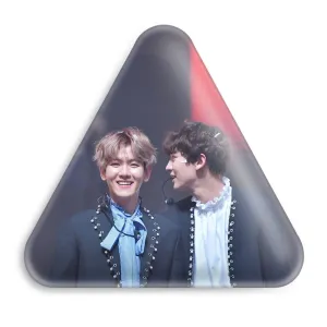 پیکسل مثلثی گروه اکسو EXO