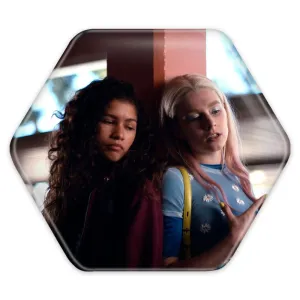 پیکسل شش ضلعی جولز وان و رو بنت سریال سرخوشی Euphoria‎