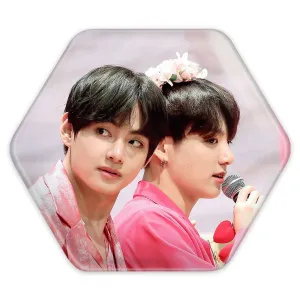 پیکسل شش ضلعی  تهیونگ و جونگ کوک ویکوک گروه بی تی اس BTS