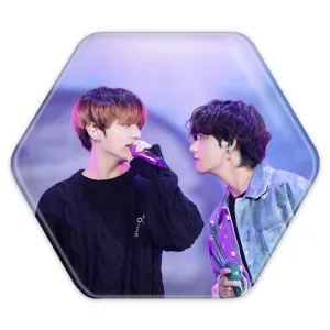 پیکسل شش ضلعی  تهیونگ و جونگ کوک ویکوک گروه بی تی اس BTS