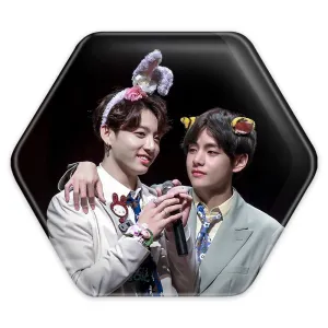 پیکسل شش ضلعی  تهیونگ و جونگ کوک ویکوک گروه بی تی اس BTS