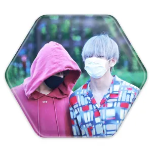 پیکسل شش ضلعی  تهیونگ و جونگ کوک ویکوک گروه بی تی اس BTS