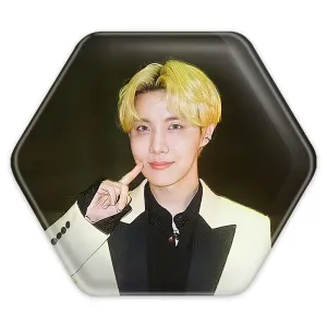 پیکسل شش ضلعی جی هوپ J Hope گروه بی تی اس BTS