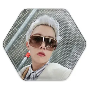 پیکسل شش ضلعی جی هوپ J Hope گروه بی تی اس BTS