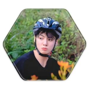 پیکسل شش ضلعی جونگ کوک Jung Kook گروه بی تی اس BTS