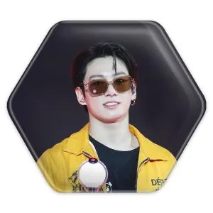 پیکسل شش ضلعی جونگ کوک Jung Kook گروه بی تی اس BTS