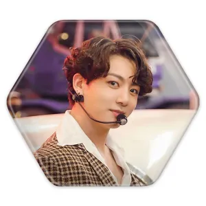 پیکسل شش ضلعی جونگ کوک Jung Kook گروه بی تی اس BTS