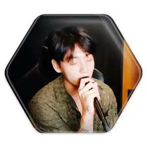 پیکسل شش ضلعی جونگ کوک Jung Kook گروه بی تی اس BTS
