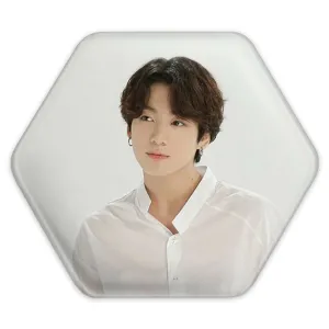 پیکسل شش ضلعی جونگ کوک Jung Kook گروه بی تی اس BTS