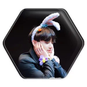 پیکسل شش ضلعی جونگ کوک Jung Kook گروه بی تی اس BTS