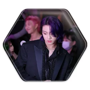 پیکسل شش ضلعی جونگ کوک Jung Kook گروه بی تی اس BTS