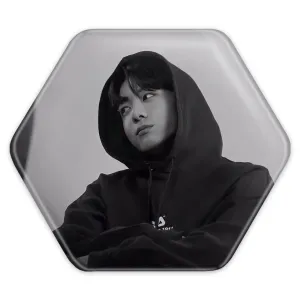 پیکسل شش ضلعی جونگ کوک Jung Kook گروه بی تی اس BTS