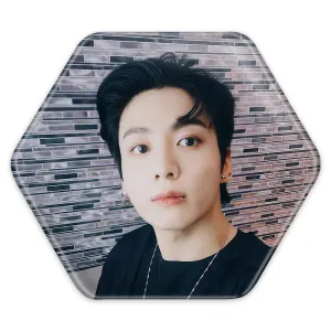 پیکسل شش ضلعی جونگ کوک Jung Kook گروه بی تی اس BTS