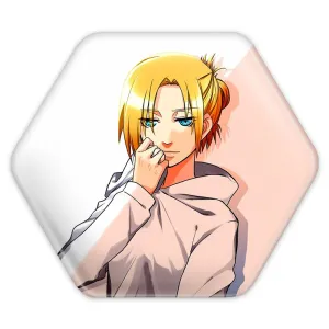 پیکسل شش ضلعی کریستا انیمه اتک آن تایتان Attack on Titan