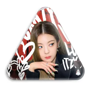 پیکسل مثلثی لیا گروه ایتزی ITZY