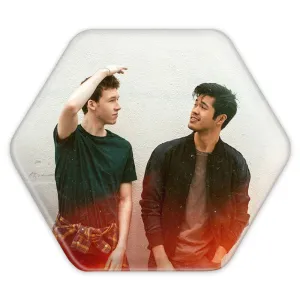 پیکسل شش ضلعی زک و تایلر 13دلیل برای اینکه Reasons Why13