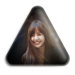 پیکسل مثلثی لیسا گروه بلک پینک Black Pink