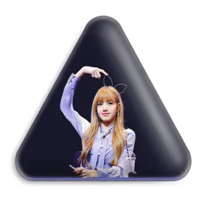 پیکسل مثلثی لیسا گروه بلک پینک Black Pink