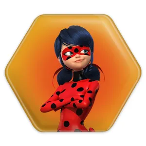 پیکسل شش ضلعی دختر کفشدوزکی