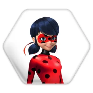 پیکسل شش ضلعی دختر کفشدوزکی