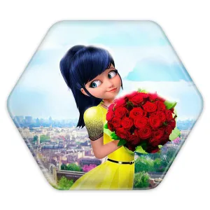 پیکسل شش ضلعی دختر کفشدوزکی