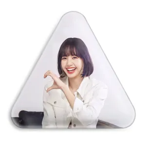 پیکسل مثلثی لیسا گروه بلک پینک Black Pink
