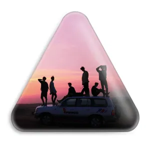 پیکسل مثلثی گروه بی تی اس BTS